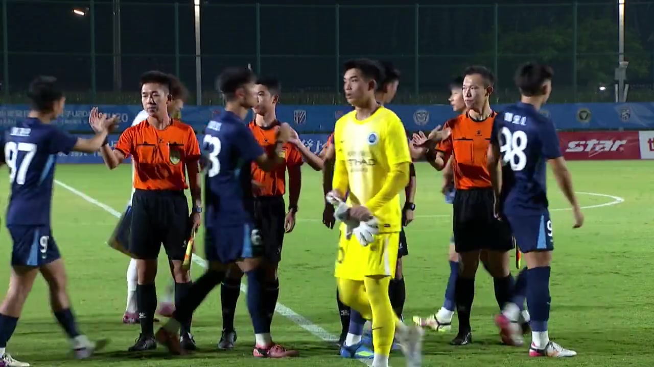 中国青少年足球联赛男子U20组:上海申花客场1-1深圳新鹏城 中国青少年足球联赛男子U20组:上海申花客场1-1深圳新鹏城